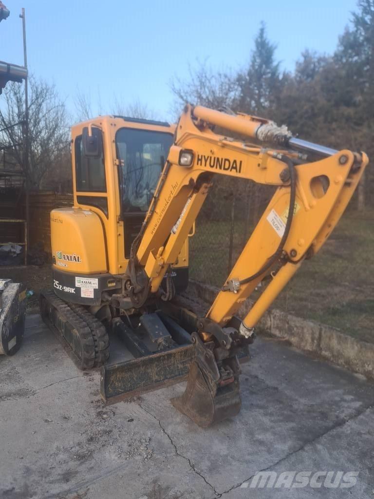 Hyundai R25Z-9 AK Miniexcavadoras