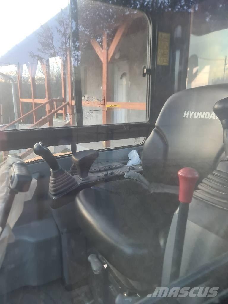 Hyundai R25Z-9 AK Miniexcavadoras