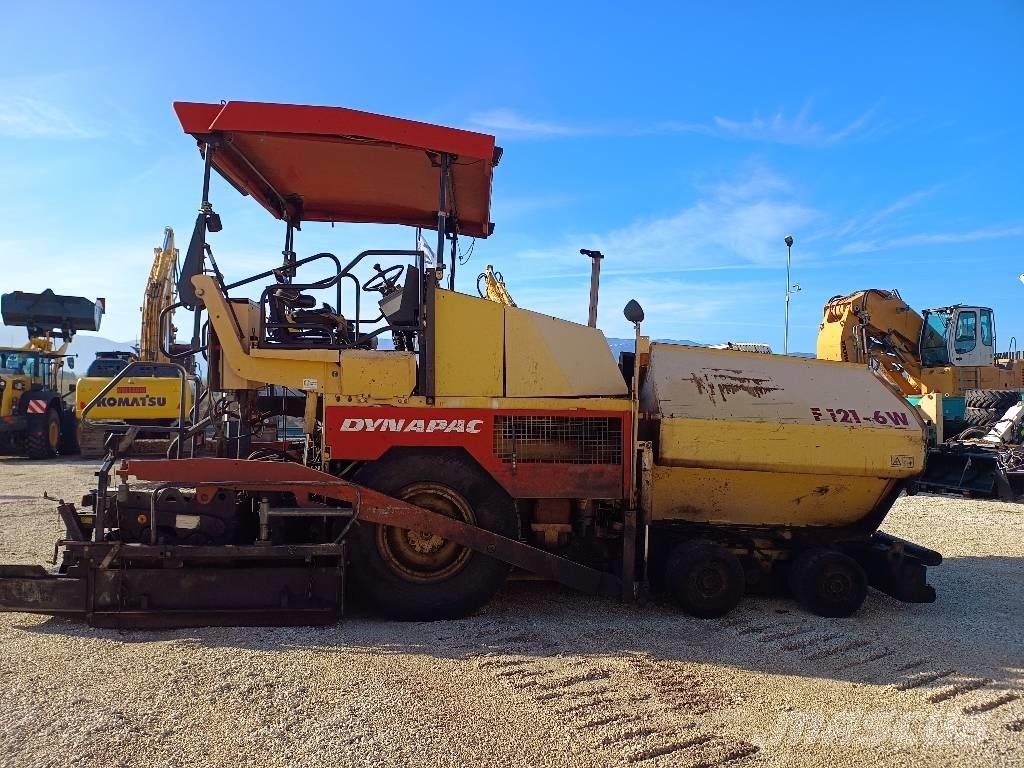 Dynapac F 121-6W Asfaltadoras