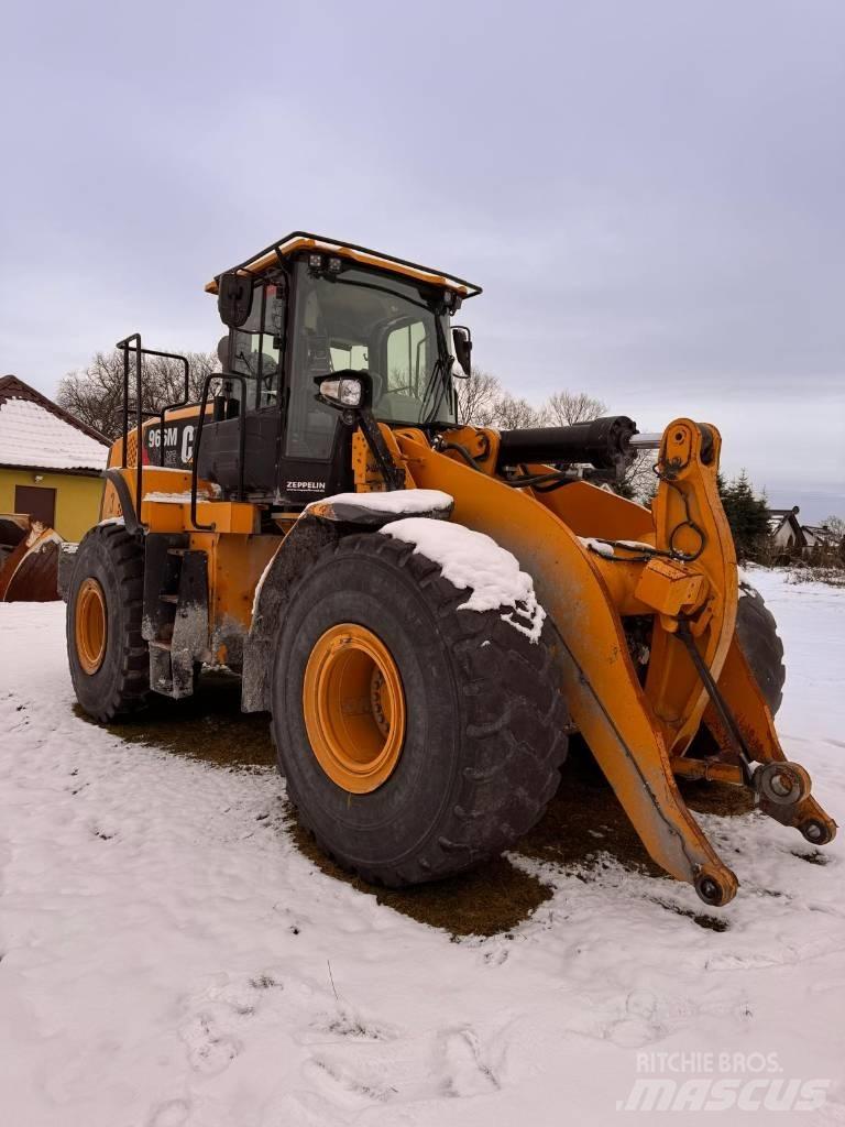 CAT 966 Cargadoras sobre ruedas