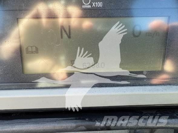 CAT 725C2 Camiones cisterna