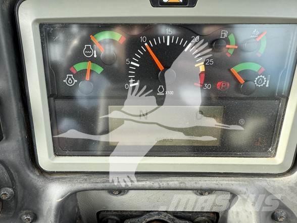 CAT 730C2 Camiones cisterna