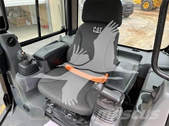 CAT D3 LGP Buldozer sobre oruga