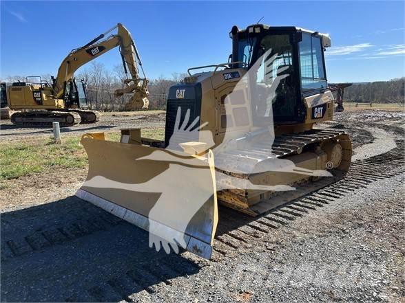 CAT D5K2 LGP Buldozer sobre oruga