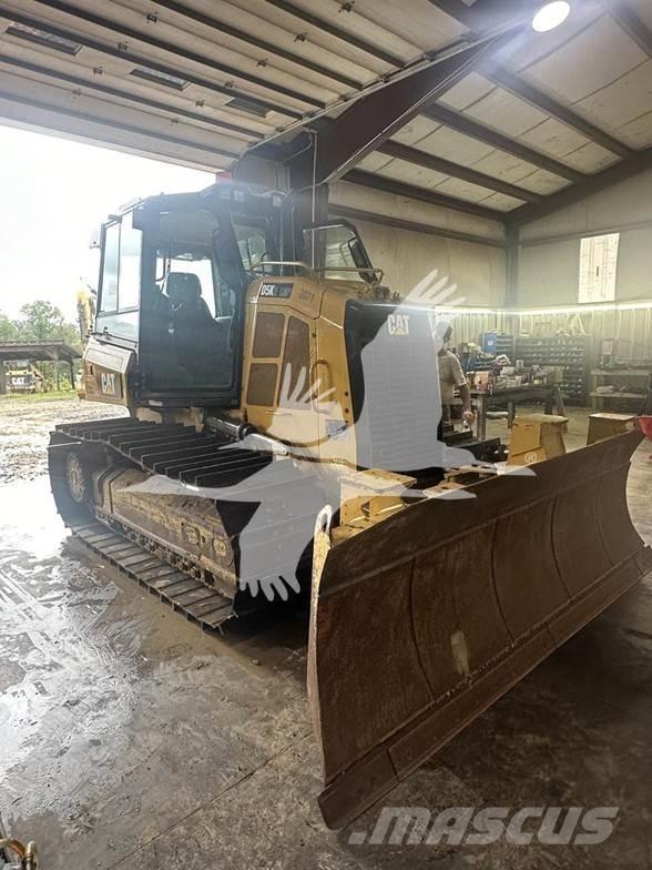 CAT D5K2 LGP Buldozer sobre oruga