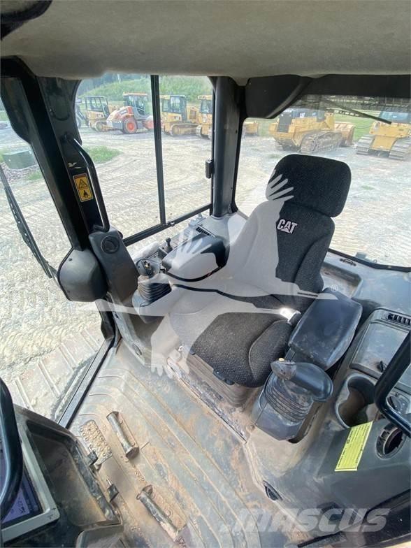 CAT D6K2 LGP Buldozer sobre oruga