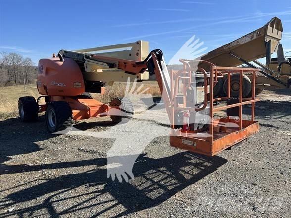 JLG 450AJ Plataformas con brazo de elevación manual