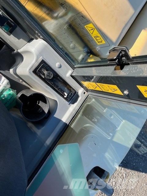 Komatsu PC 80 MR Excavadoras 7t - 12t