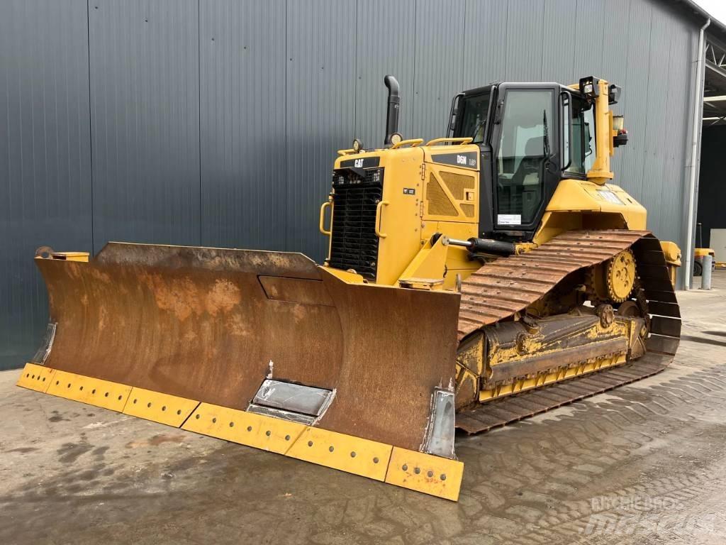 CAT D6N LGP Buldozer sobre oruga