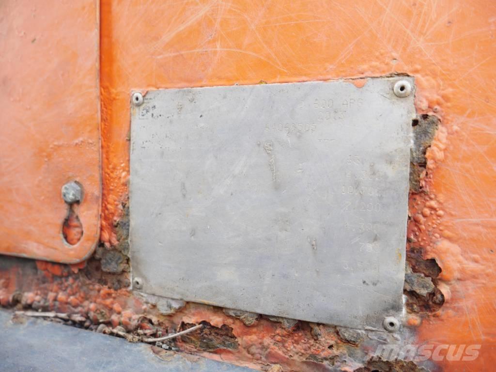 Ausa D 600 APG Vehículos compactos de volteo