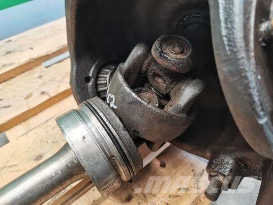 CAT TH 82 reducer Transmisiones