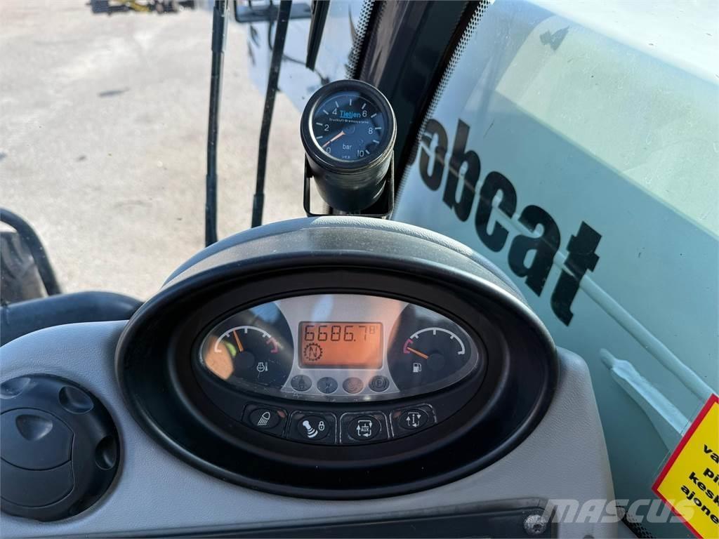 Bobcat TL470 Agri Carretillas telescópicas