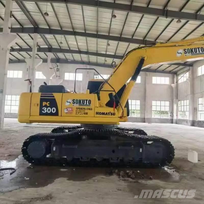 Komatsu PC300-7 Excavadoras sobre orugas