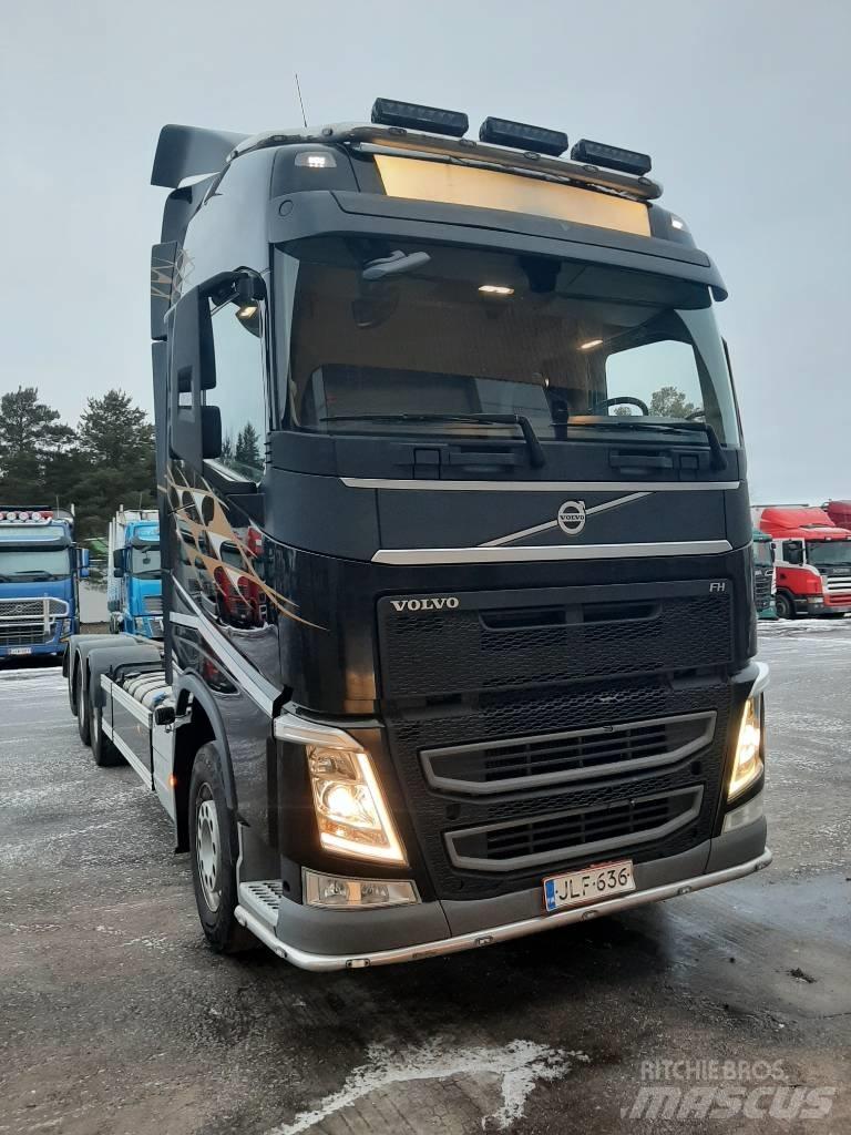 Volvo FH 13 Camiones con chasís y cabina