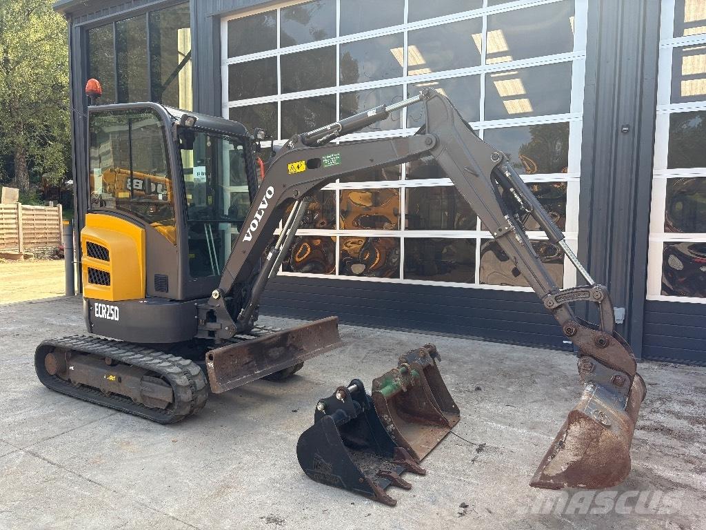 Volvo ECR 25 D Miniexcavadoras