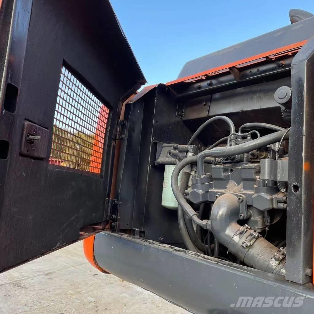 Hitachi ZX200 Excavadoras sobre orugas