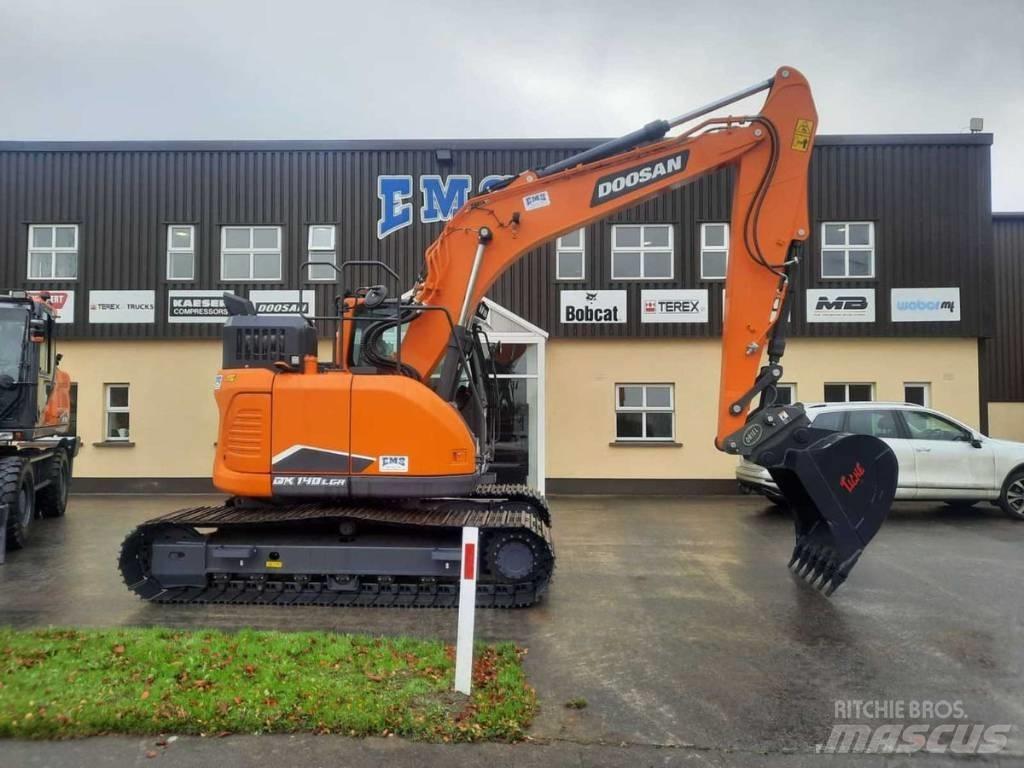 Doosan Dx140LCR-7 Excavadoras sobre orugas