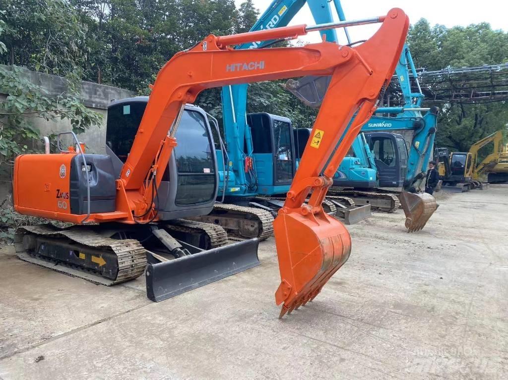 Hitachi ZX 60 Excavadoras sobre orugas