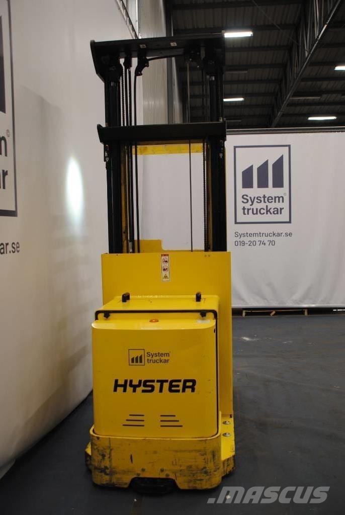 Hyster K1.0L AC Montacargas recogepedidos de gran altura