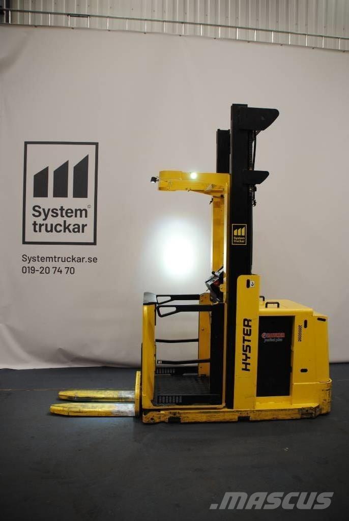 Hyster K1.0L AC Montacargas recogepedidos de gran altura