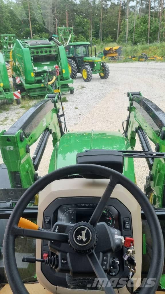 John Deere 5100M Tractores