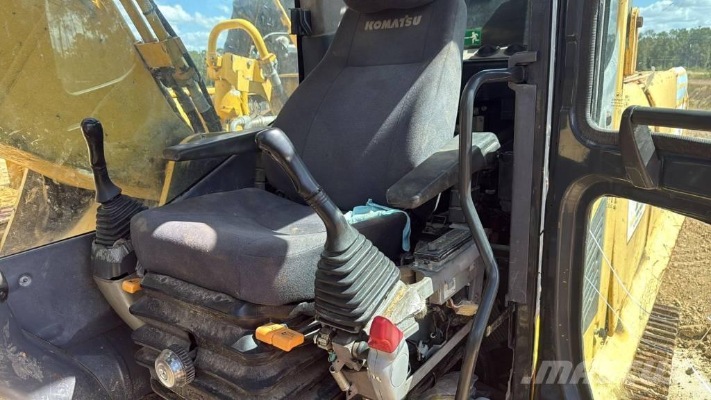 Komatsu 2012 Grúas de oruga