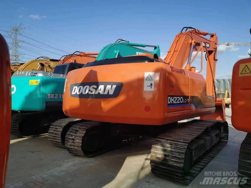 Doosan DH 220 Excavadoras sobre orugas