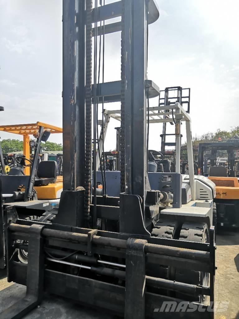 TCM 10 TON Camiones diesel