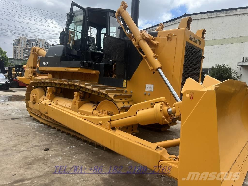 Shantui SD 32 Buldozer sobre oruga