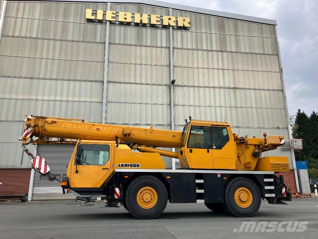 Liebherr LTM 1030-2 Grúas todo terreno