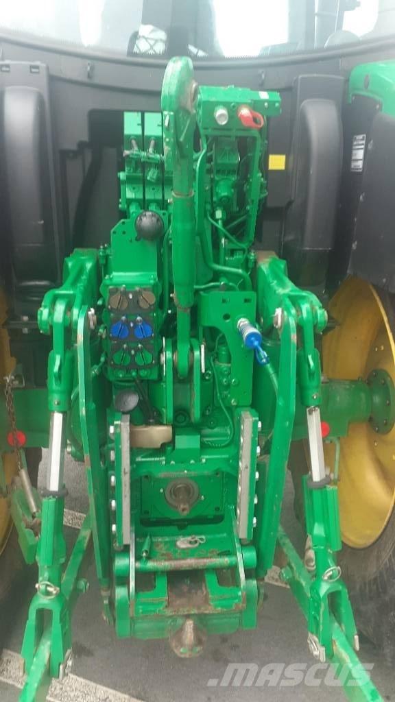 John Deere 6120 R Tractores