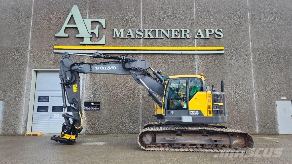 Volvo ECR 235 E L Excavadoras sobre orugas