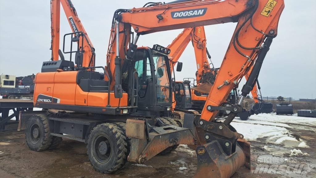 Doosan DX160W-5 Excavadoras de ruedas