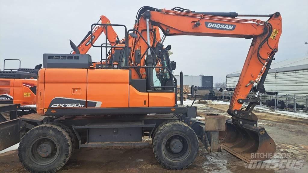 Doosan DX160W-5 Excavadoras de ruedas