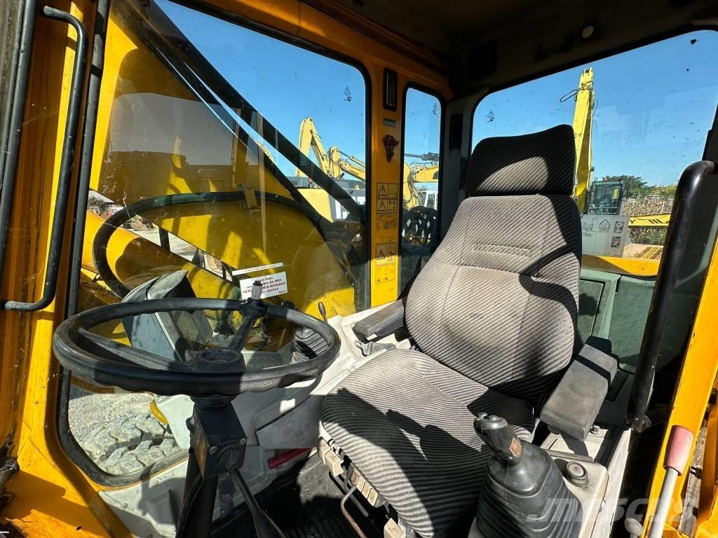 Liebherr A 900 B Excavadoras de ruedas