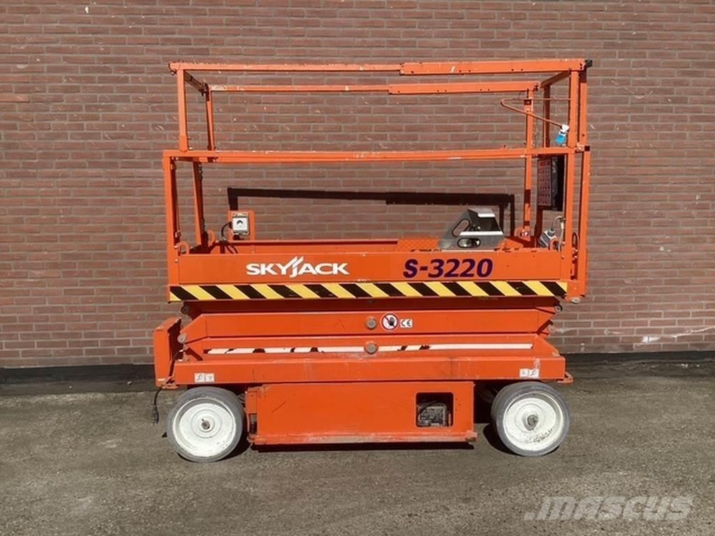 SkyJack SJIII3220 Plataformas tijera