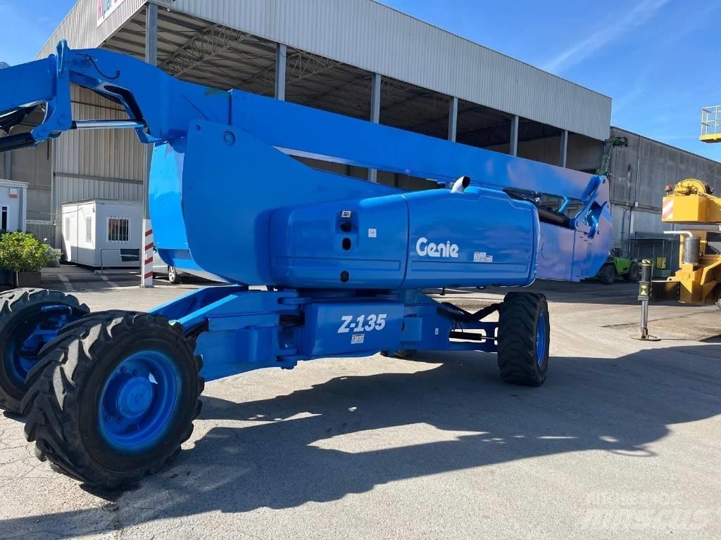 Genie Z 135 Plataformas con brazo de elevación manual