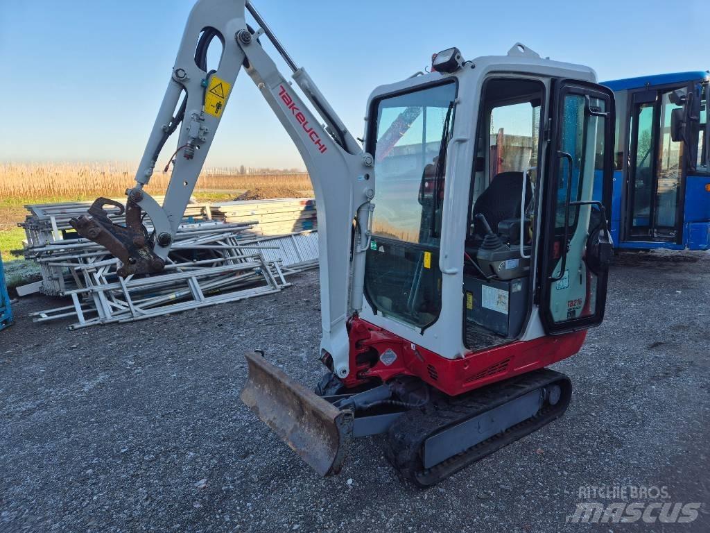 Takeuchi TB 216 Miniexcavadoras