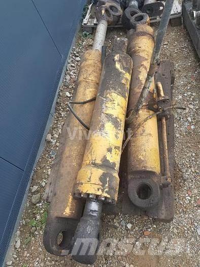 Liebherr A914 Hidráulicos