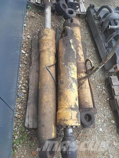 Liebherr A914 Hidráulicos