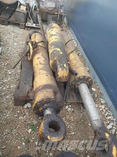 Liebherr A914 Hidráulicos