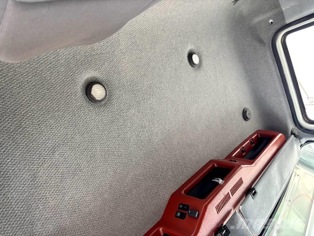 Mack CHU 613 Vehículos de reciclaje