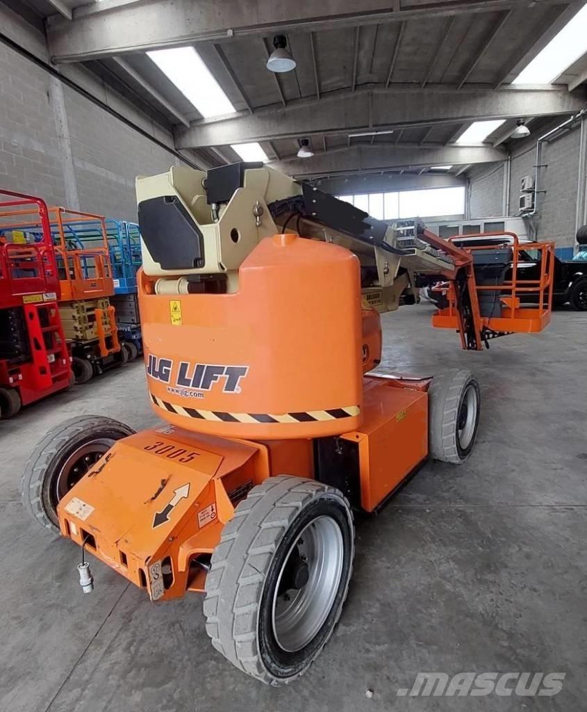 JLG E 450 AJ Plataformas con brazo de elevación manual