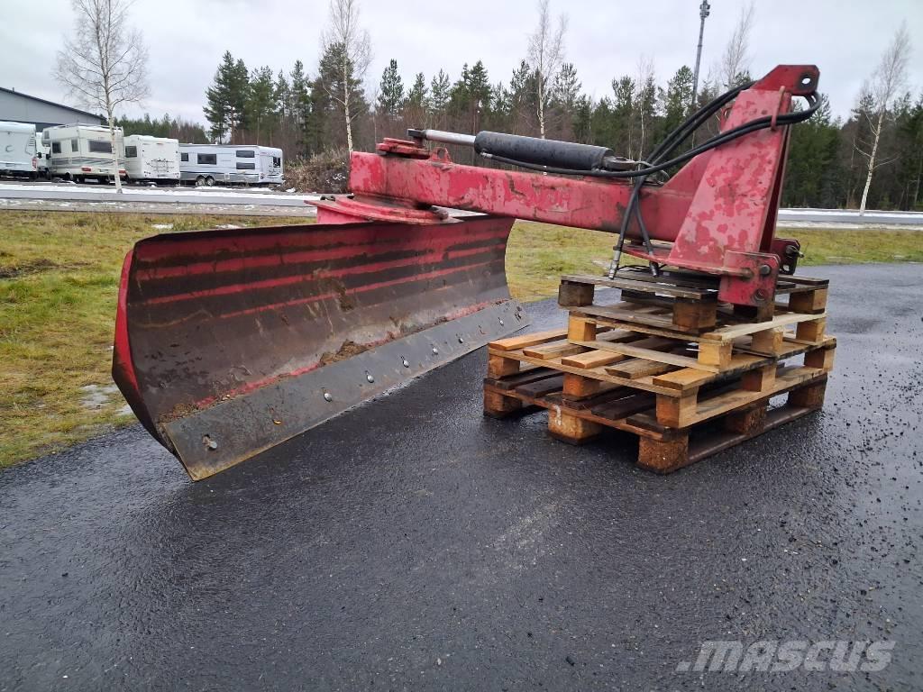 Vama 300 JH1 Rastras para caminos