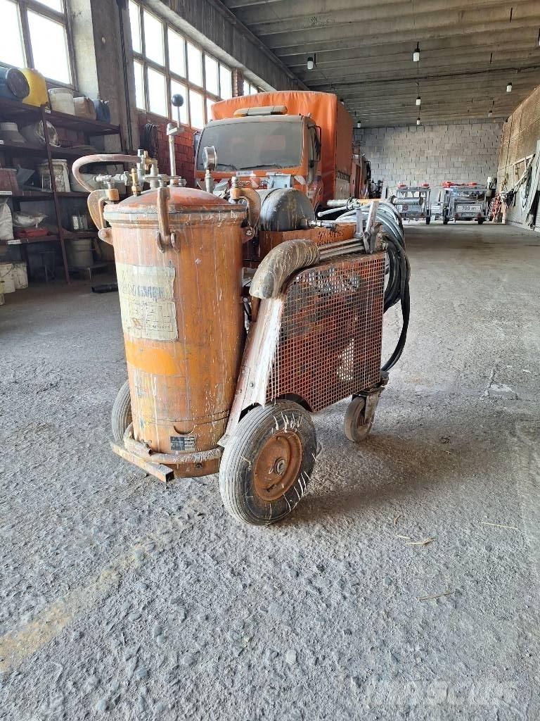  Grun Otras máquinas de jardinería y limpieza urbana