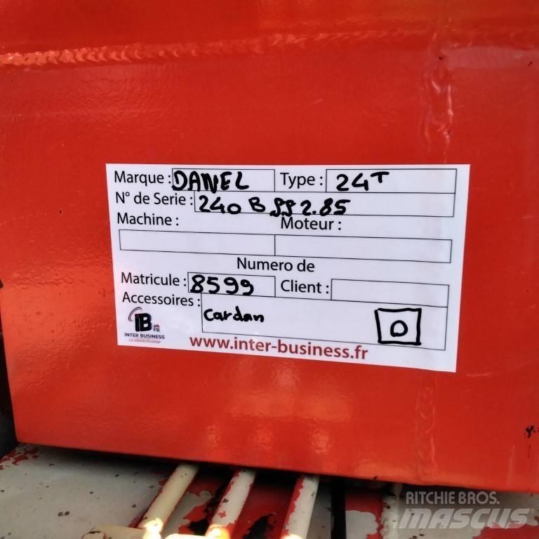 DANEL 240 BSS Remolques con caja de volteo