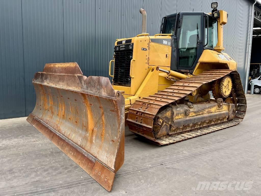 CAT D6N LGP Buldozer sobre oruga