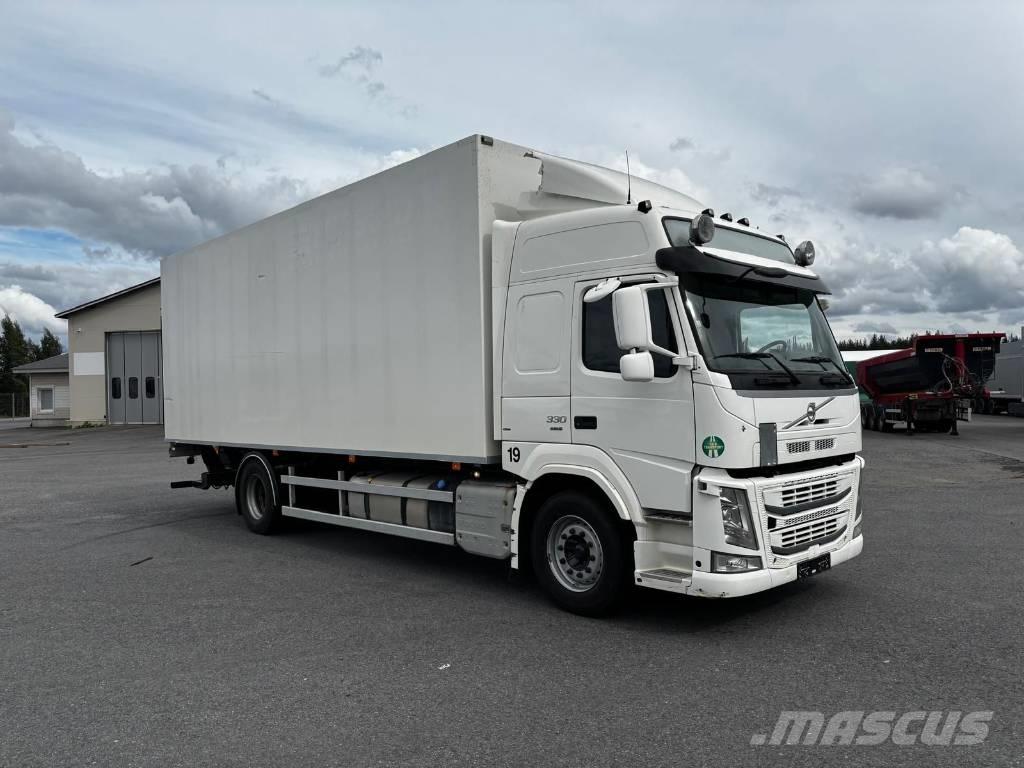 Volvo FM 330 Camiones con caja de remolque