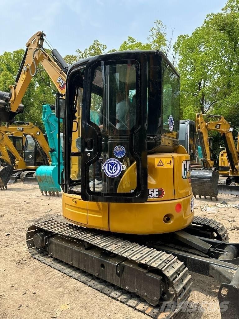 CAT 303.5E2 Miniexcavadoras