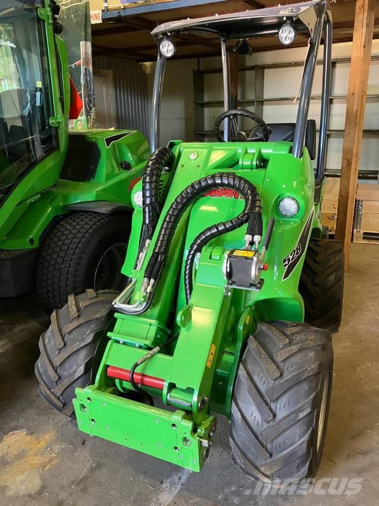 Avant Avant 528 Minicargadoras